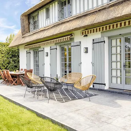 Luxueuse Chaumiere 4 Avec Piscine Βίλα *