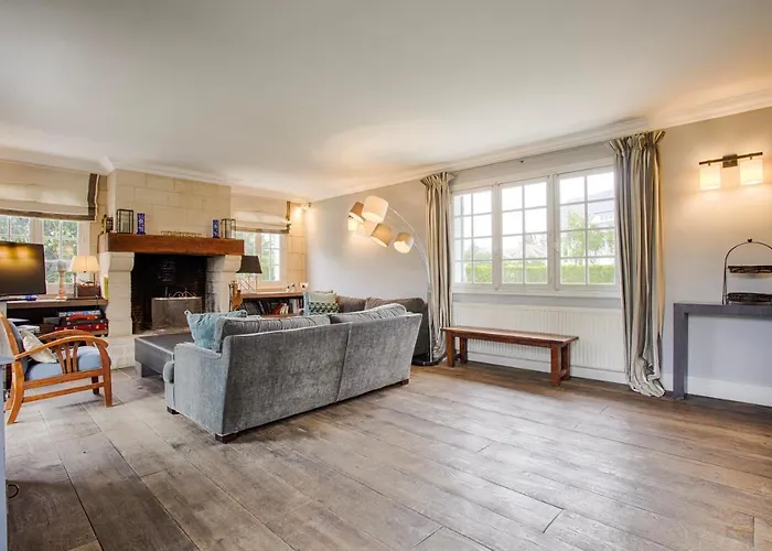 Luxueuse Chaumiere 4 Avec Piscine Villa