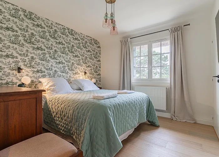 Luxueuse Chaumiere 4 Avec Piscine Villa